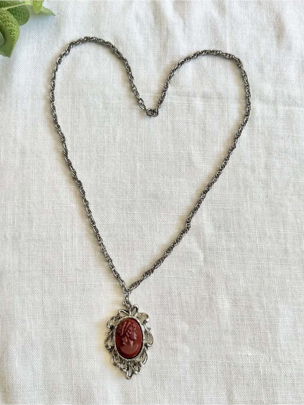 Vintage Victorian coquette red cameo pendant silver-toned necklace